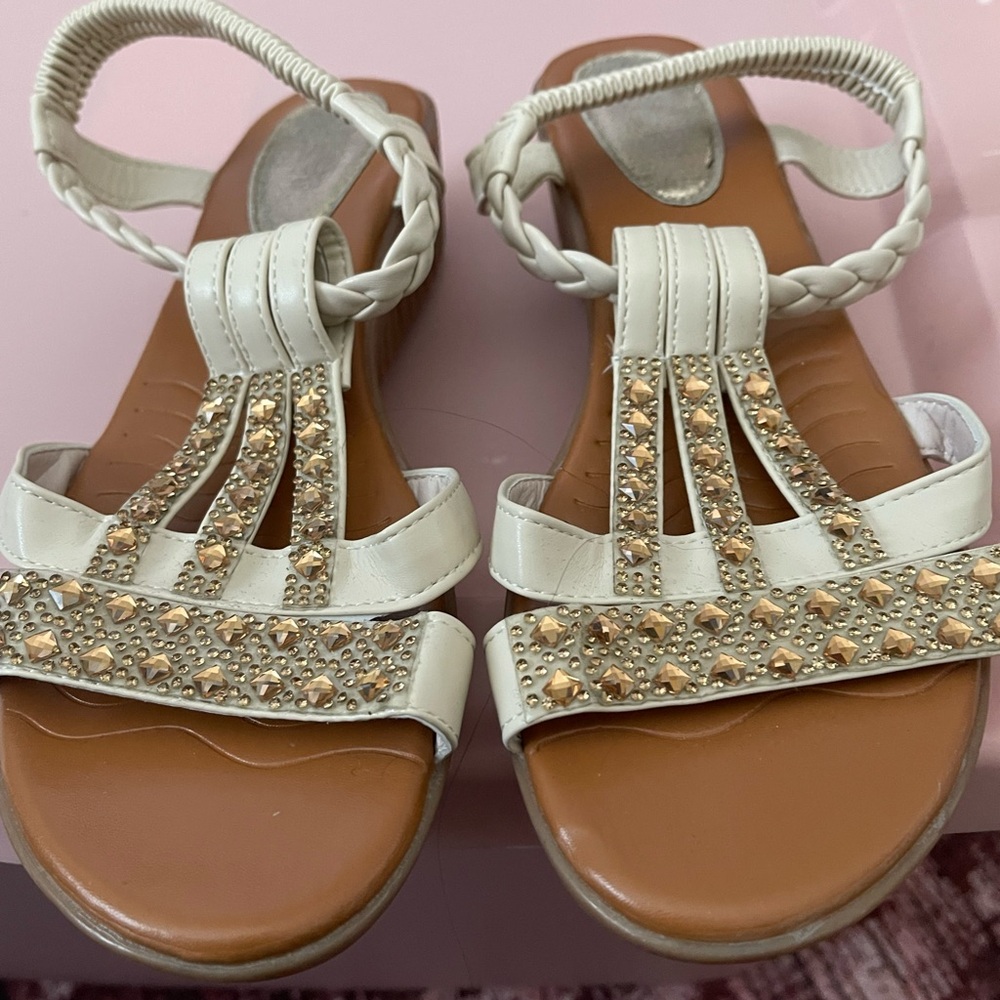 Cream Slip On Sandals with Elastic Ankle SZ 41 (10)